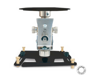 Staffa per videoproiettore universale arakno Standard nero cod. 09057