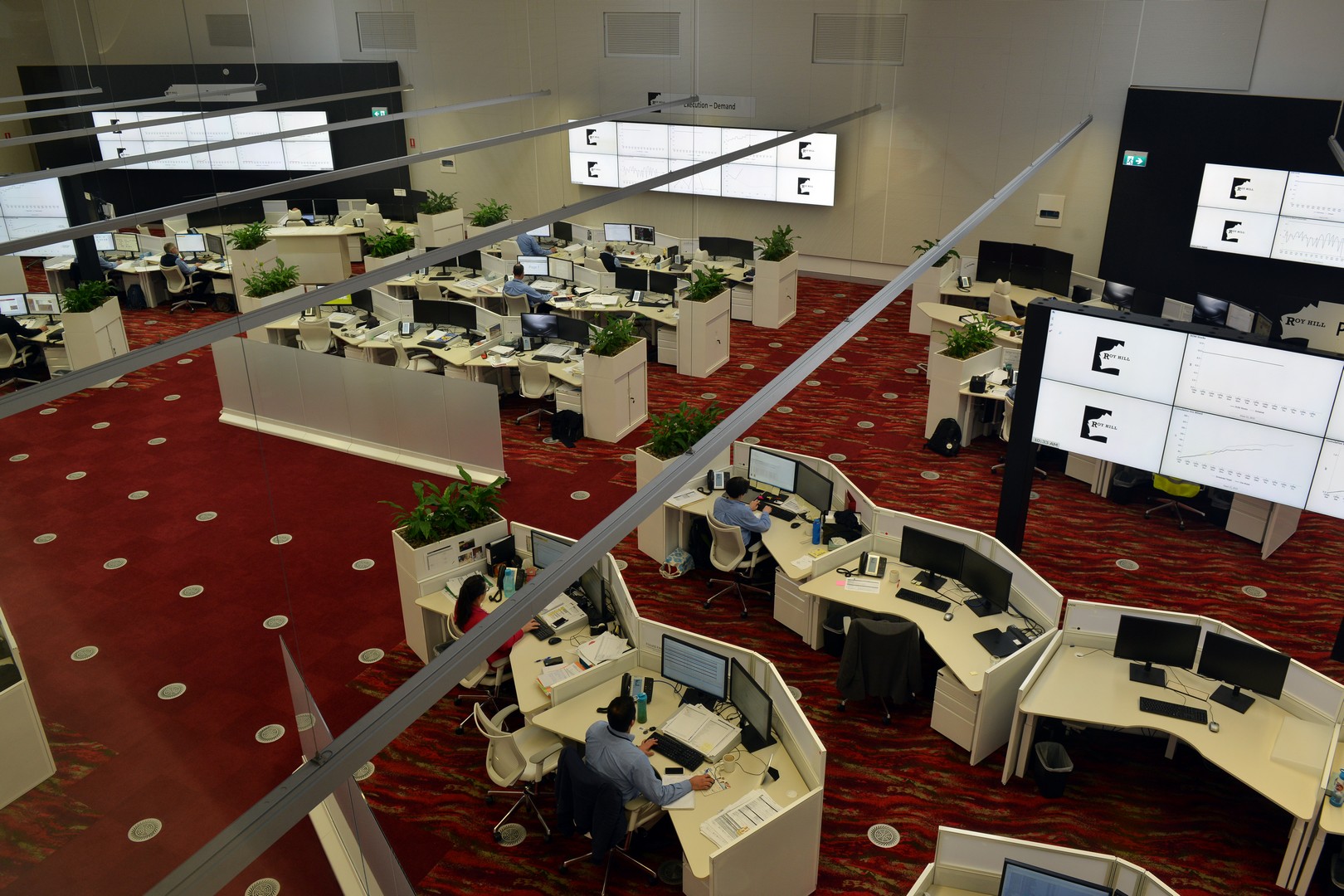 customized videowall mounting structure by Euromet